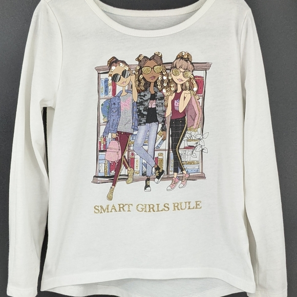 Girls shirt.